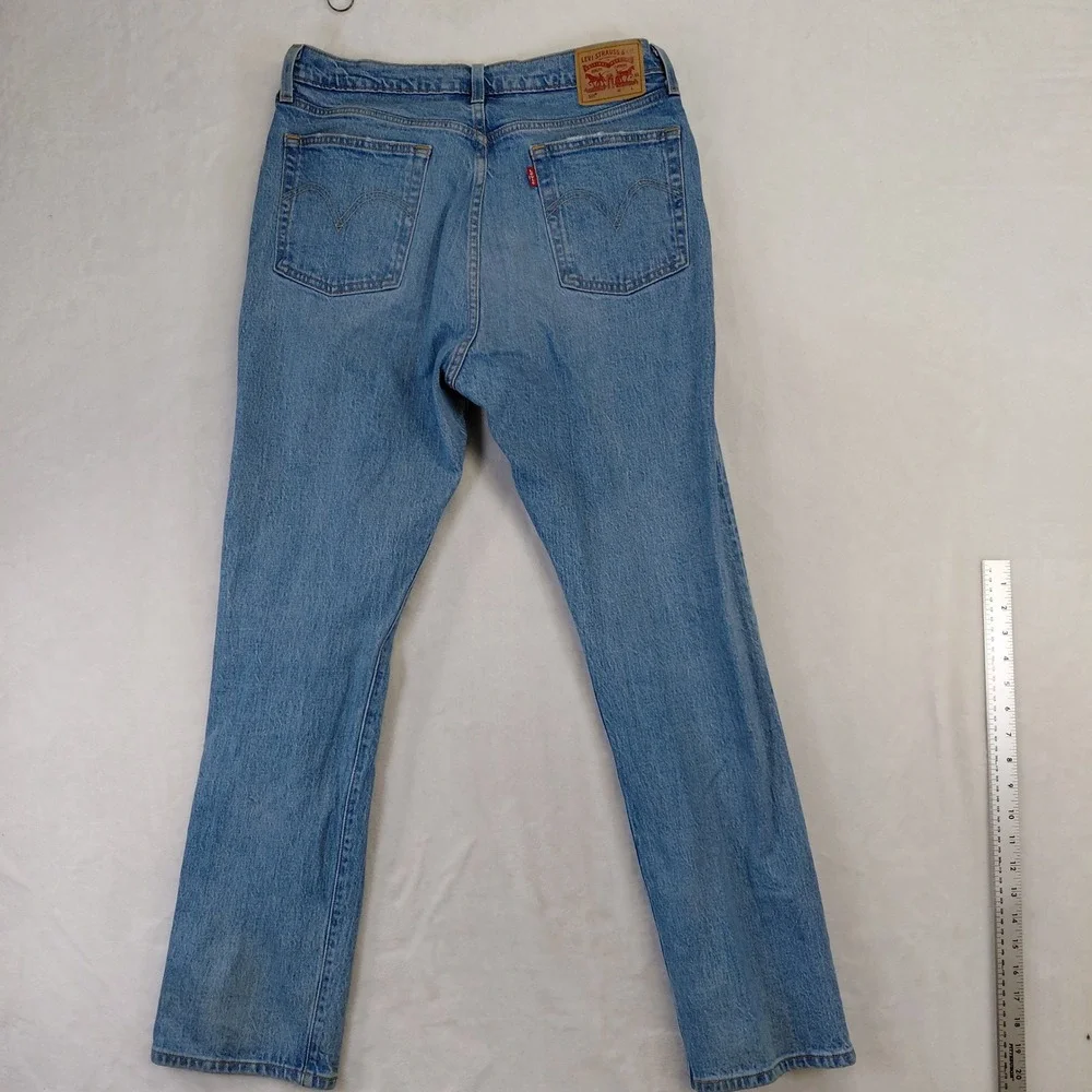 Levis 501 Original Fit Mens‎ 31x30 Light Wash Distressed Button Fly Jeans 12501